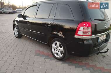 Минивэн Opel Zafira 2008 в Теофиполе