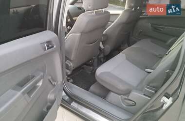 Минивэн Opel Zafira 2008 в Теофиполе