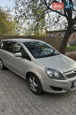 Минивэн Opel Zafira 2011 в Тернополе