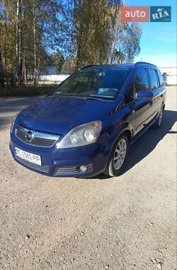 Минивэн Opel Zafira 2006 в Новояворовске