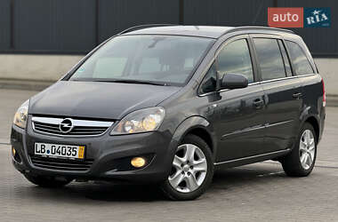 Минивэн Opel Zafira 2011 в Луцке