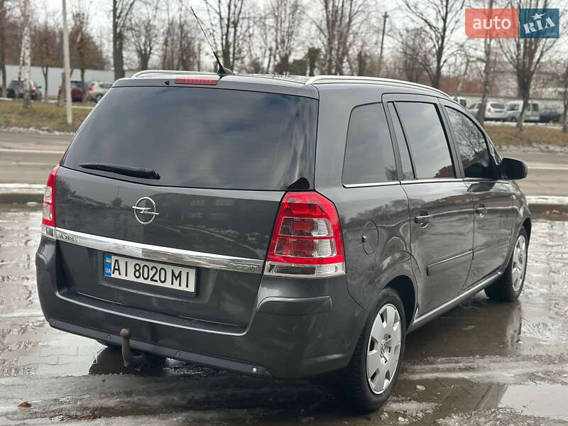 Минивэн Opel Zafira 2011 в Белой Церкви