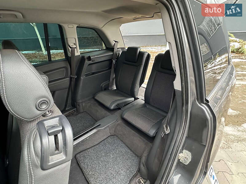 Минивэн Opel Zafira 2011 в Белой Церкви
