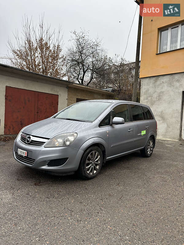 Мінівен Opel Zafira 2011 в Тернополі