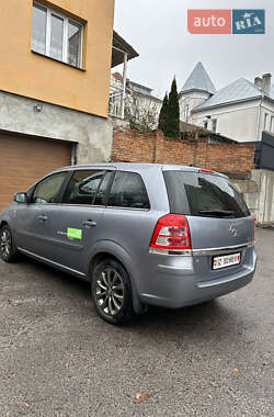 Мінівен Opel Zafira 2011 в Тернополі