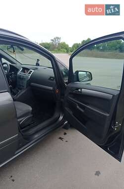 Минивэн Opel Zafira 2012 в 