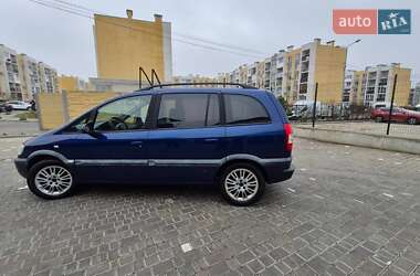 Мінівен Opel Zafira 2003 в Авангарді