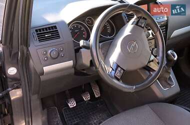 Минивэн Opel Zafira 2011 в 
