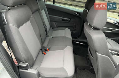 Минивэн Opel Zafira 2008 в 