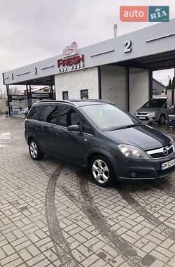 Мінівен Opel Zafira 2007 в Рівному