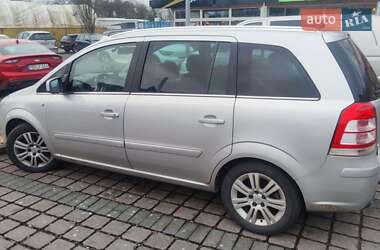 Мінівен Opel Zafira 2010 в 