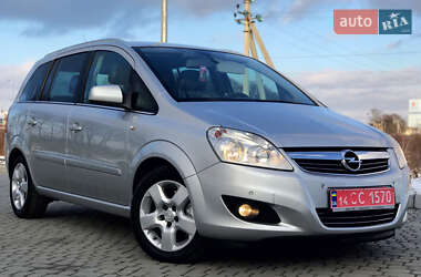 Мінівен Opel Zafira 2011 в Стрию