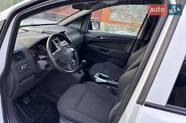 Мінівен Opel Zafira 2009 в Запоріжжі