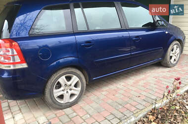 Мінівен Opel Zafira 2008 в Ізяславі