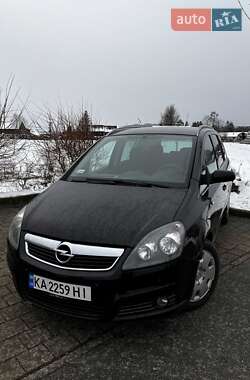 Мінівен Opel Zafira 2005 в Києві