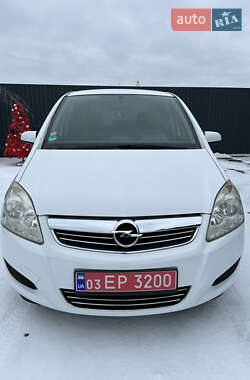 Мінівен Opel Zafira 2010 в Полтаві