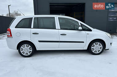 Мінівен Opel Zafira 2010 в Полтаві