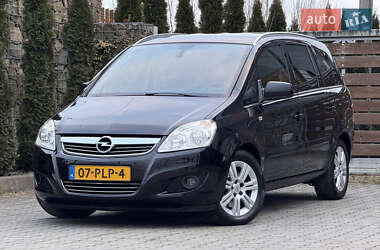 Мінівен Opel Zafira 2011 в Стрию