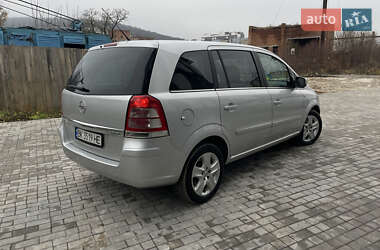 Минивэн Opel Zafira 2011 в Кременце