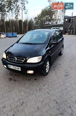 Мінівен Opel Zafira 2003 в Маневичах