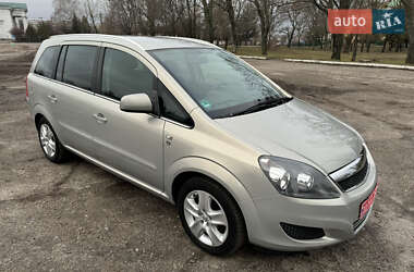 Мінівен Opel Zafira 2010 в Харкові