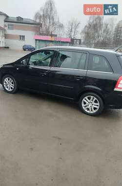 Минивэн Opel Zafira 2011 в Луцке