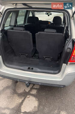 Мінівен Opel Zafira 2011 в 