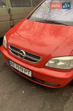 Мінівен Opel Zafira 2004 в Слов'янську