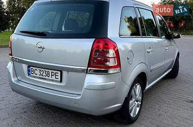 Минивэн Opel Zafira 2008 в 