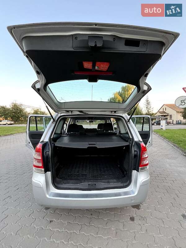 Минивэн Opel Zafira 2008 в Бродах