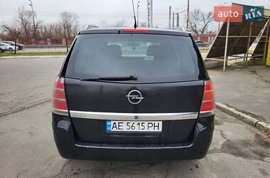 Минивэн Opel Zafira 2006 в Днепре