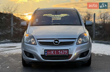 Минивэн Opel Zafira 2011 в Виннице