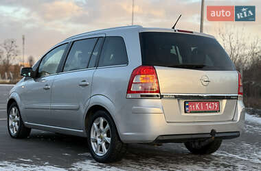 Минивэн Opel Zafira 2011 в Виннице