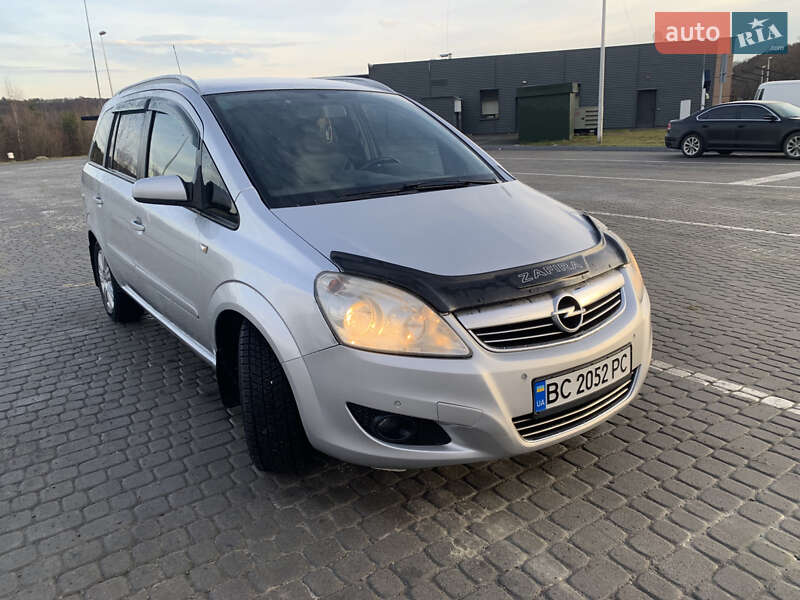 Минивэн Opel Zafira 2008 в Львове