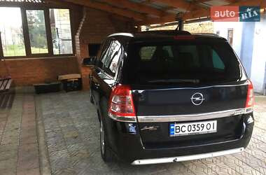 Мінівен Opel Zafira 2011 в Львові