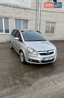 Минивэн Opel Zafira 2006 в Ивано-Франково