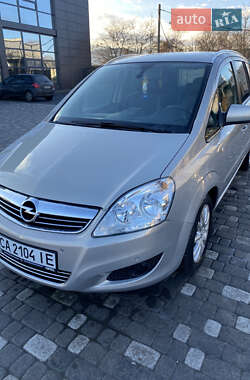 Мінівен Opel Zafira 2010 в Хмельницькому