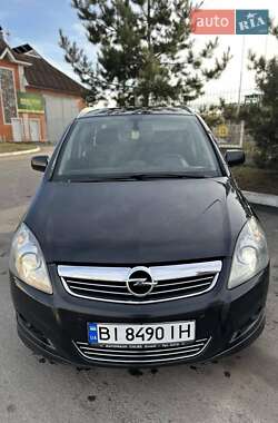 Минивэн Opel Zafira 2012 в Лубнах