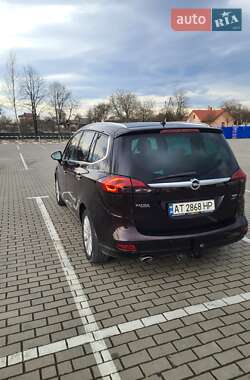 Мінівен Opel Zafira 2013 в Коломиї