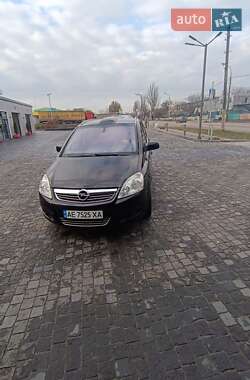 Мінівен Opel Zafira 2010 в Кам'янському