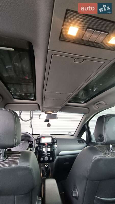 Мінівен Opel Zafira 2010 в Кам'янському