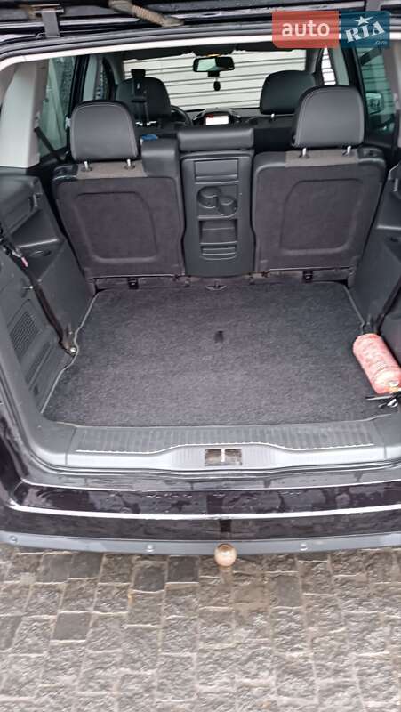 Мінівен Opel Zafira 2010 в Кам'янському