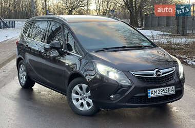 Мінівен Opel Zafira 2014 в Житомирі