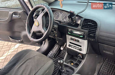 Мінівен Opel Zafira 2003 в Білій Церкві