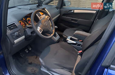 Минивэн Opel Zafira 2008 в Житомире