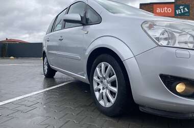 Мінівен Opel Zafira 2009 в Вінниці