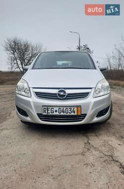 Минивэн Opel Zafira 2009 в Полтаве