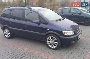 Мінівен Opel Zafira 2001 в Рава-Руській