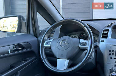 Минивэн Opel Zafira 2010 в Тернополе