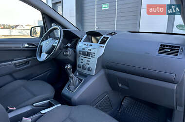 Минивэн Opel Zafira 2010 в Тернополе